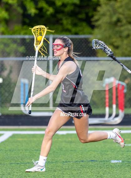 Thumbnail 2 in Park Tudor vs Indianapolis Bishop Chatard (INGLA 2A Sectional playoff) photogallery.
