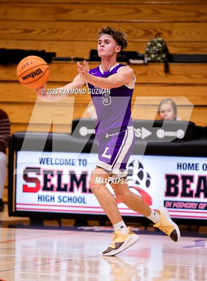 Thumbnail 2 in Lemoore @ Selma photogallery.