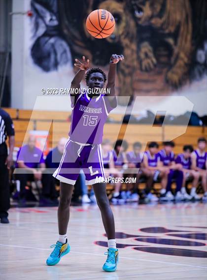 Thumbnail 2 in Lemoore @ Selma photogallery.