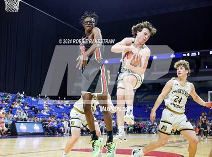Thumbnail 1 in Amarillo vs. Lancaster (UIL 5A Basketball Semifinal) photogallery.