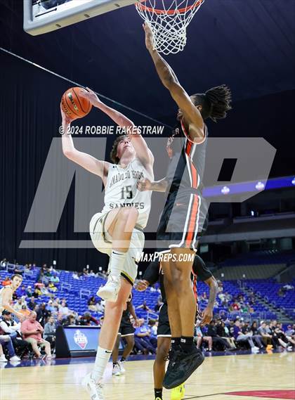 Thumbnail 3 in Amarillo vs. Lancaster (UIL 5A Basketball Semifinal) photogallery.