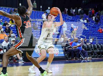 Thumbnail 1 in Amarillo vs. Lancaster (UIL 5A Basketball Semifinal) photogallery.
