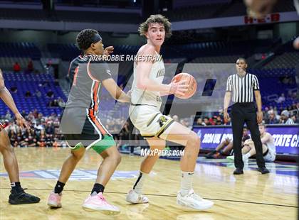 Thumbnail 2 in Amarillo vs. Lancaster (UIL 5A Basketball Semifinal) photogallery.