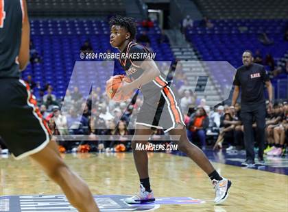 Thumbnail 3 in Amarillo vs. Lancaster (UIL 5A Basketball Semifinal) photogallery.