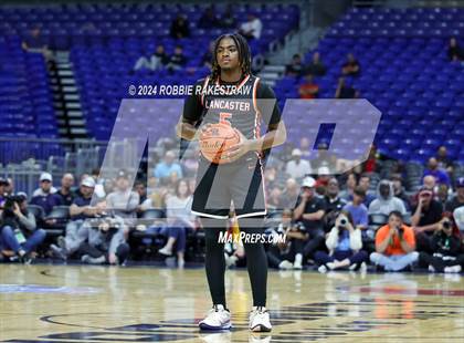 Thumbnail 2 in Amarillo vs. Lancaster (UIL 5A Basketball Semifinal) photogallery.
