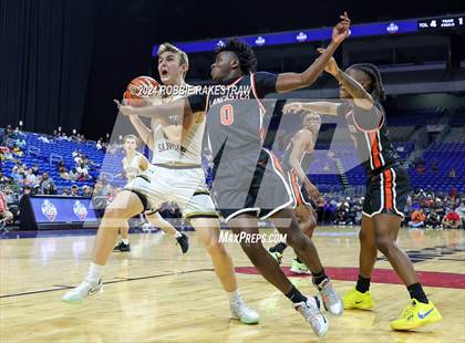 Thumbnail 2 in Amarillo vs. Lancaster (UIL 5A Basketball Semifinal) photogallery.