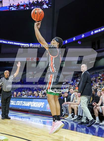 Thumbnail 1 in Amarillo vs. Lancaster (UIL 5A Basketball Semifinal) photogallery.