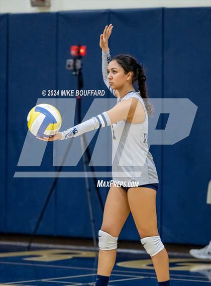 Thumbnail 1 in Dos Pueblos vs Sonora (CIF-SS Round 2) photogallery.
