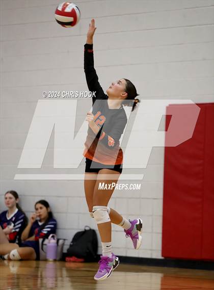 Thumbnail 3 in Casa Grande vs Globe (The Florence VB Invitational) photogallery.