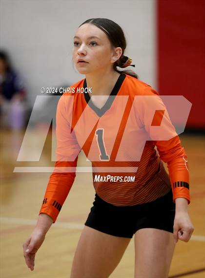 Thumbnail 2 in Casa Grande vs Globe (The Florence VB Invitational) photogallery.