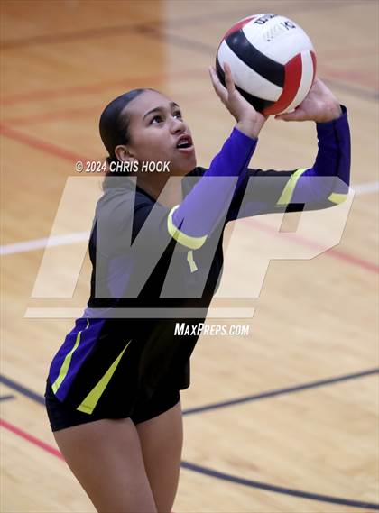 Thumbnail 2 in Casa Grande vs Globe (The Florence VB Invitational) photogallery.