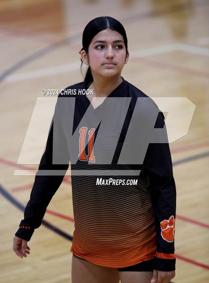 Thumbnail 1 in Casa Grande vs Globe (The Florence VB Invitational) photogallery.