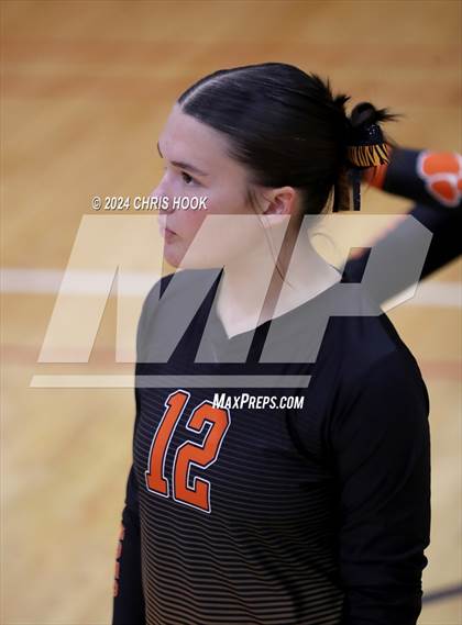 Thumbnail 2 in Casa Grande vs Globe (The Florence VB Invitational) photogallery.