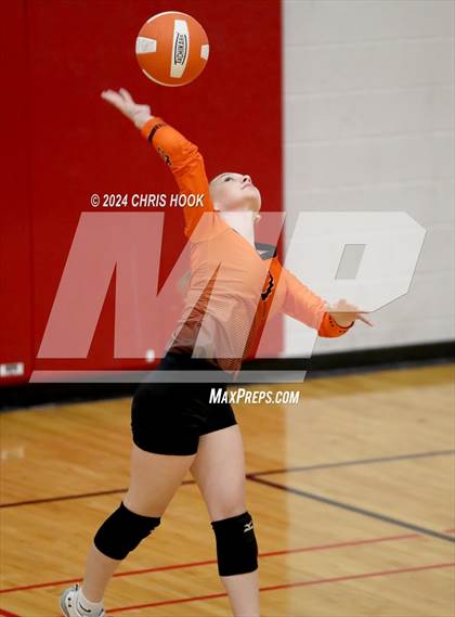 Thumbnail 1 in Casa Grande vs Globe (The Florence VB Invitational) photogallery.