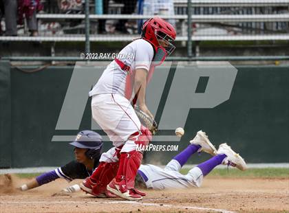 Thumbnail 3 in North vs. Fresno photogallery.