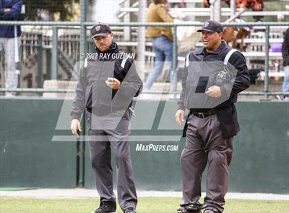 Thumbnail 3 in North vs. Fresno photogallery.