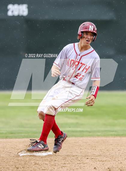 Thumbnail 3 in North vs. Fresno photogallery.