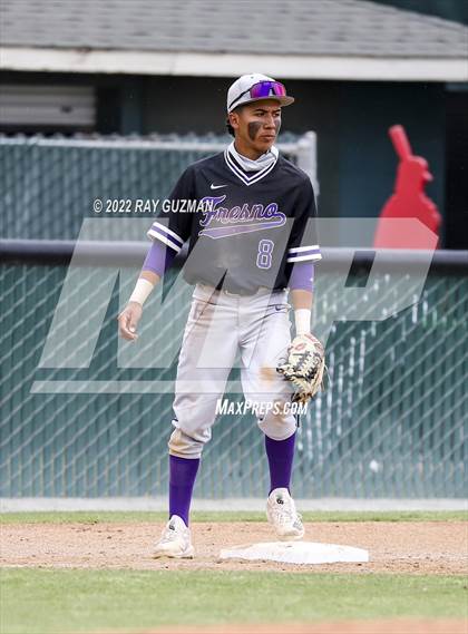 Thumbnail 2 in North vs. Fresno photogallery.