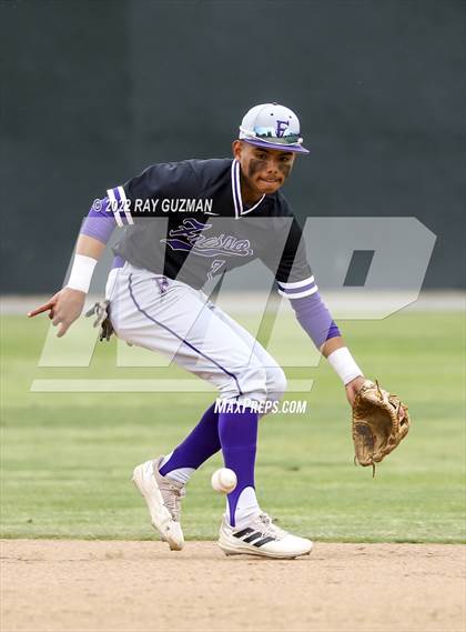 Thumbnail 1 in North vs. Fresno photogallery.