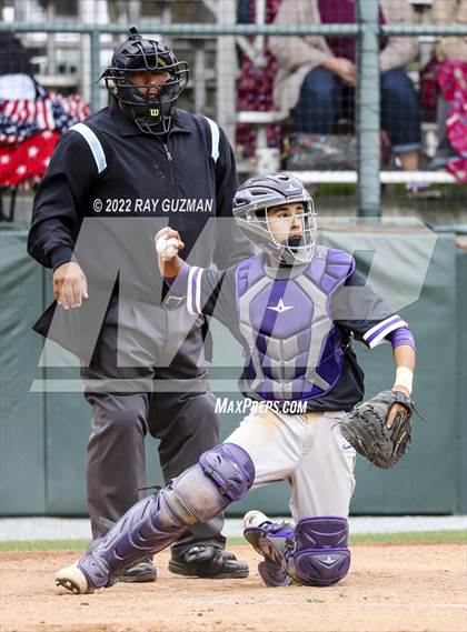 Thumbnail 3 in North vs. Fresno photogallery.