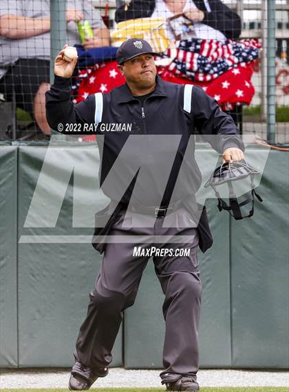 Thumbnail 3 in North vs. Fresno photogallery.