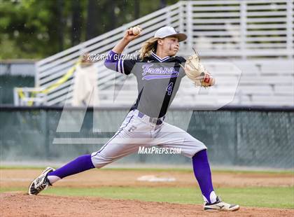 Thumbnail 2 in North vs. Fresno photogallery.
