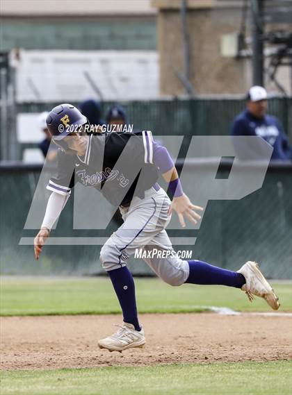 Thumbnail 3 in North vs. Fresno photogallery.