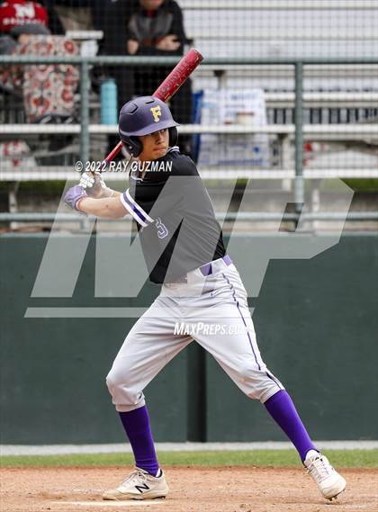 Thumbnail 2 in North vs. Fresno photogallery.