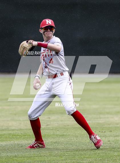 Thumbnail 2 in North vs. Fresno photogallery.