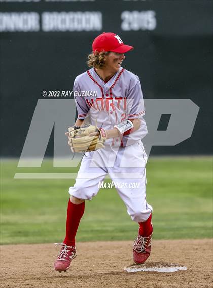Thumbnail 3 in North vs. Fresno photogallery.
