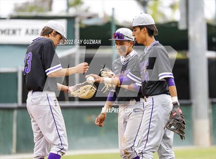 Thumbnail 2 in North vs. Fresno photogallery.