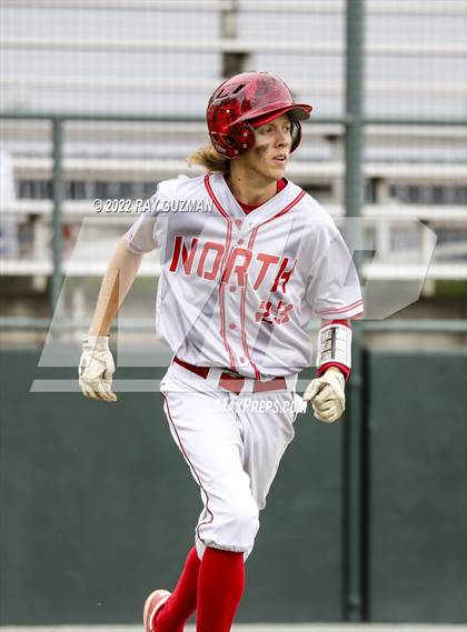 Thumbnail 1 in North vs. Fresno photogallery.