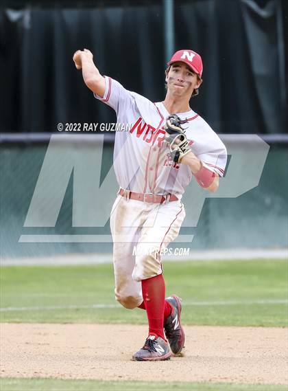 Thumbnail 2 in North vs. Fresno photogallery.