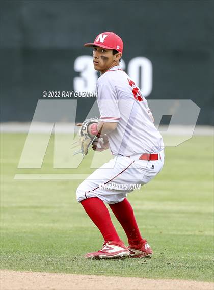 Thumbnail 2 in North vs. Fresno photogallery.