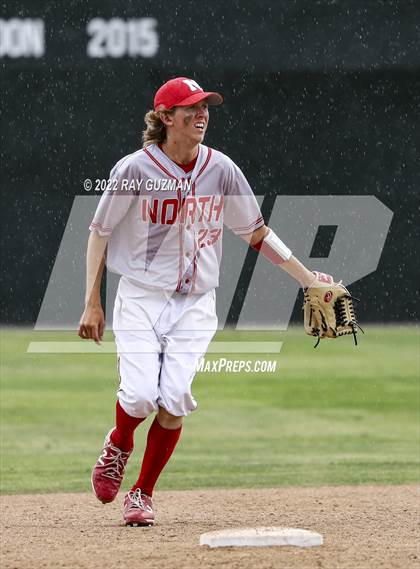 Thumbnail 1 in North vs. Fresno photogallery.
