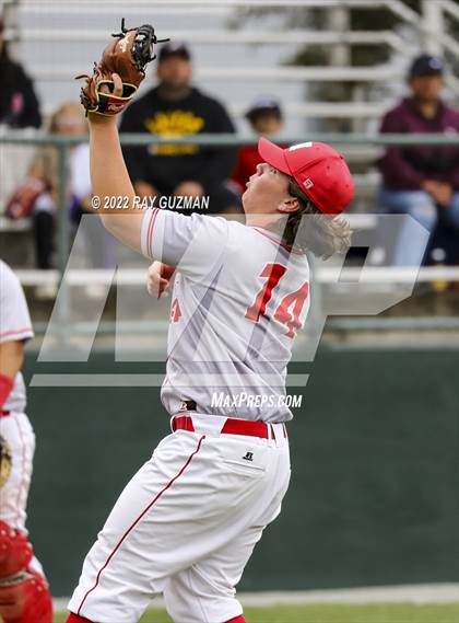 Thumbnail 3 in North vs. Fresno photogallery.