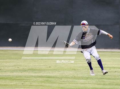 Thumbnail 3 in North vs. Fresno photogallery.