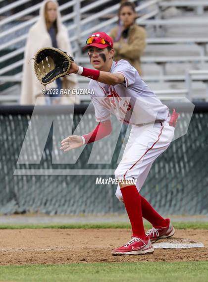Thumbnail 3 in North vs. Fresno photogallery.
