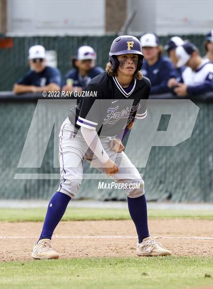 Thumbnail 2 in North vs. Fresno photogallery.