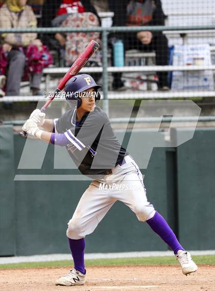 Thumbnail 2 in North vs. Fresno photogallery.