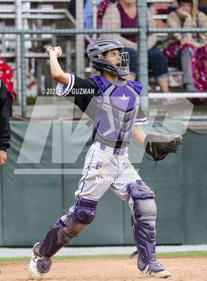Thumbnail 2 in North vs. Fresno photogallery.