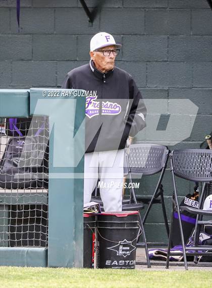 Thumbnail 1 in North vs. Fresno photogallery.