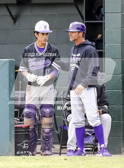Thumbnail 1 in North vs. Fresno photogallery.