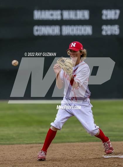 Thumbnail 2 in North vs. Fresno photogallery.
