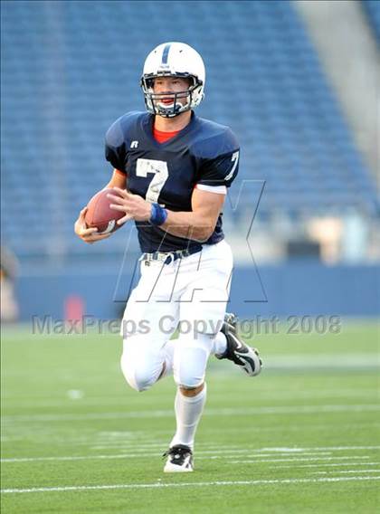 Thumbnail 3 in Bellarmine Prep vs. Puyallup (Emerald City Kickoff Classic) photogallery.