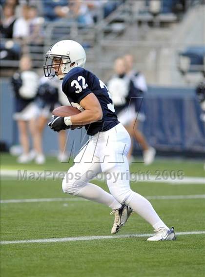 Thumbnail 2 in Bellarmine Prep vs. Puyallup (Emerald City Kickoff Classic) photogallery.