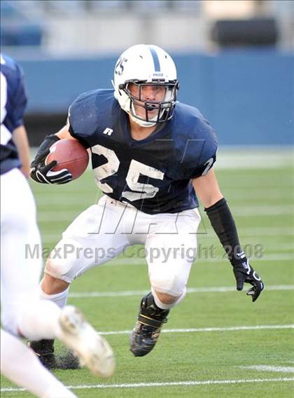 Thumbnail 2 in Bellarmine Prep vs. Puyallup (Emerald City Kickoff Classic) photogallery.