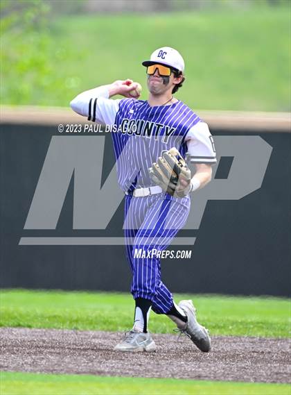 Thumbnail 2 in Fossil Ridge vs. Douglas County (CHSAA 5A Region 5) photogallery.