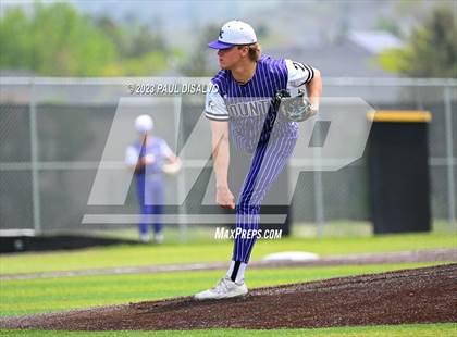 Thumbnail 3 in Fossil Ridge vs. Douglas County (CHSAA 5A Region 5) photogallery.