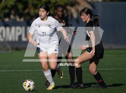Thumbnail 3 in Pomona Catholic vs Ambassador photogallery.